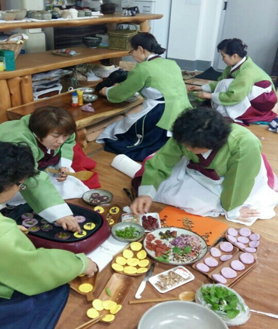 첨부파일
