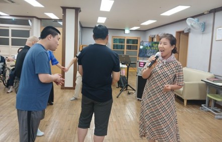 첨부이미지